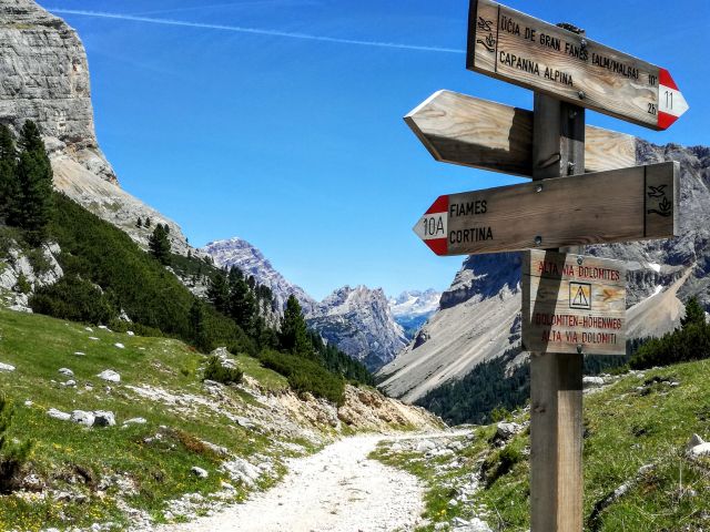 Hikes in Alta Badia Image: Hikes in Alta Badia