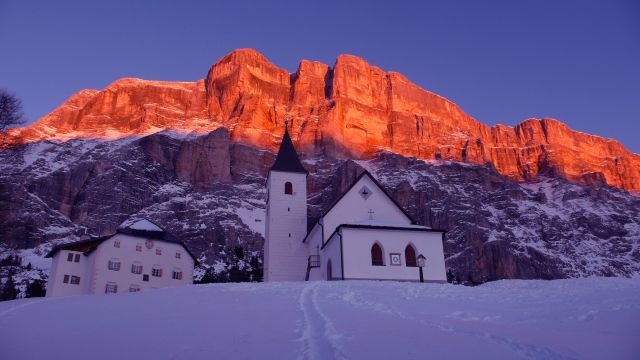 Wintersports in the Dolomites Image: Wintersports in the Dolomites